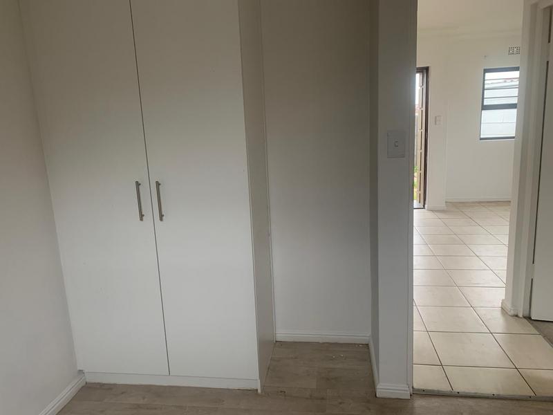 2 Bedroom Property for Sale in Westridge Western Cape